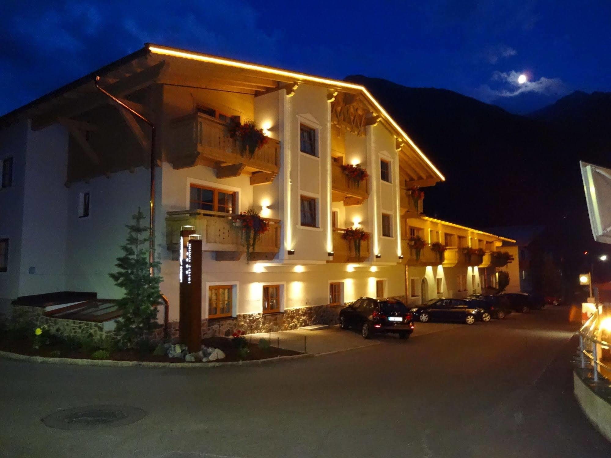 圣安东尼奥公寓式酒店 圣安东阿尔贝格 外观 照片